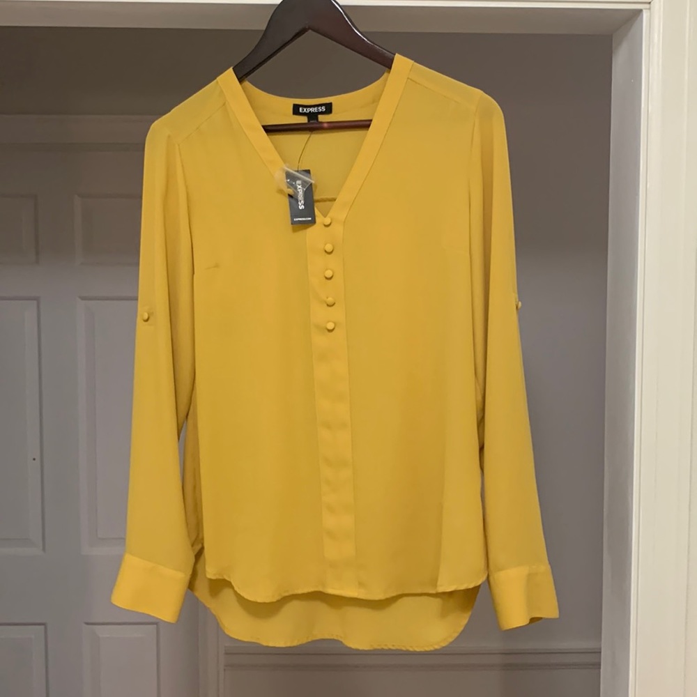 Express blouse - NWT